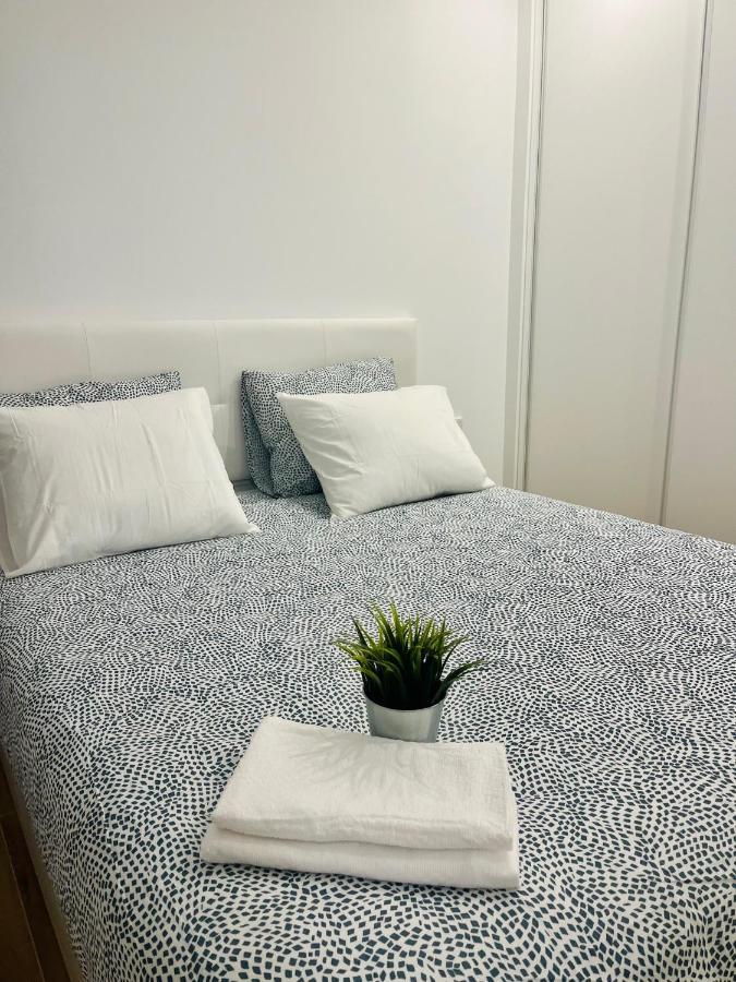 Bernabeu/ C.Universitaria Apartments Madrid Dış mekan fotoğraf